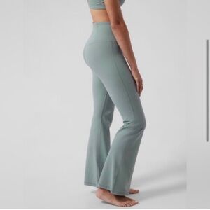 Athleta Elation Flare Leggings Light Green Blue Pants Stretch Womens Size S